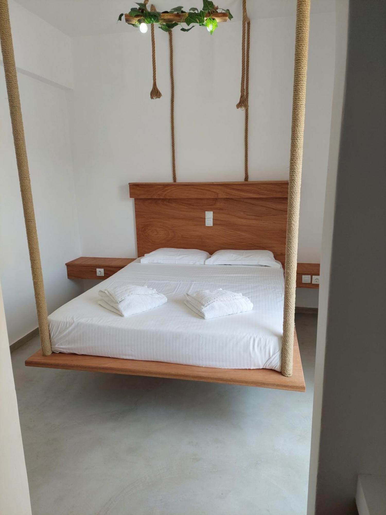 Golden Star Praxitelous Appartement Agia Marina  Buitenkant foto