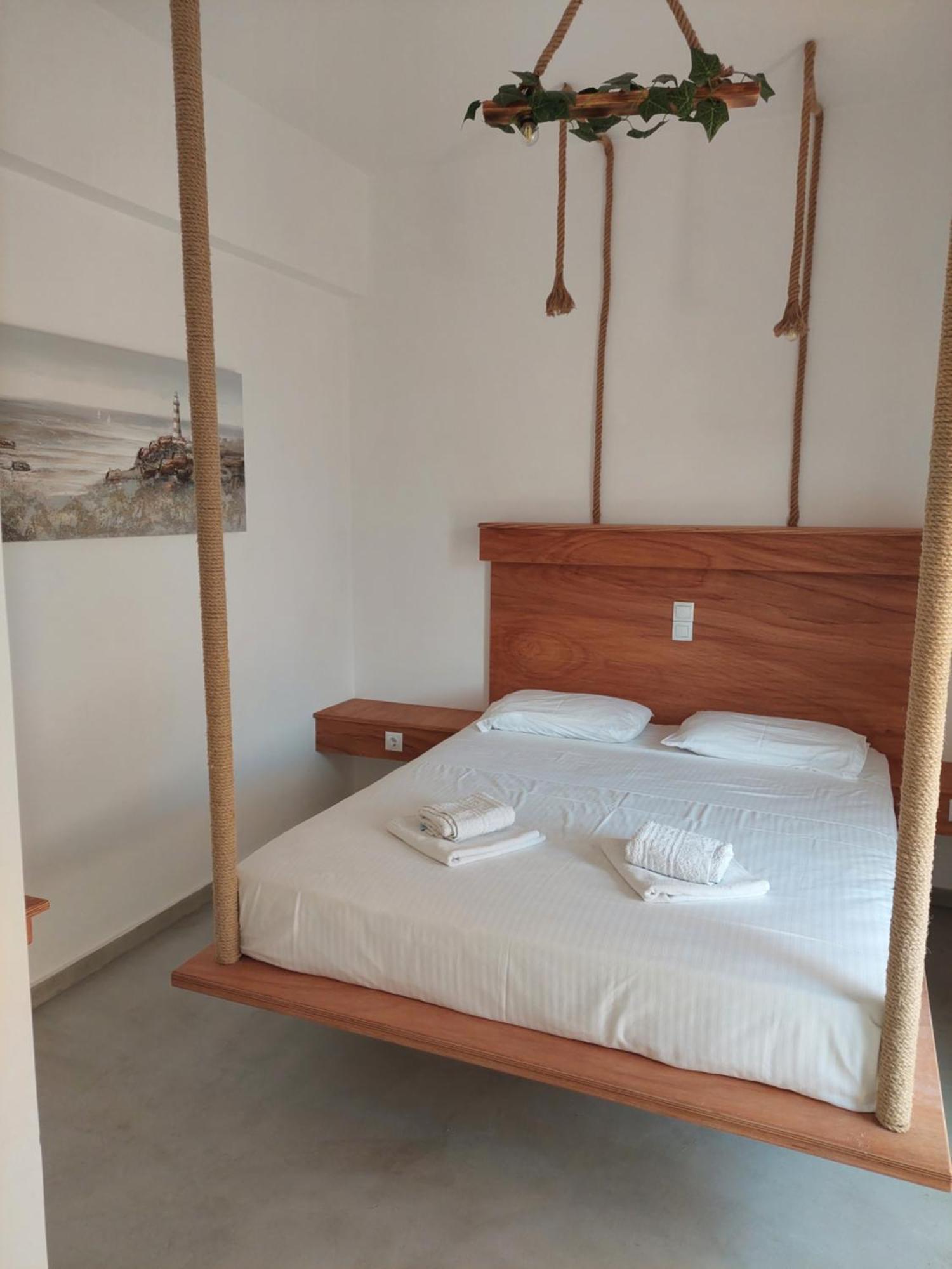 Golden Star Praxitelous Appartement Agia Marina  Buitenkant foto