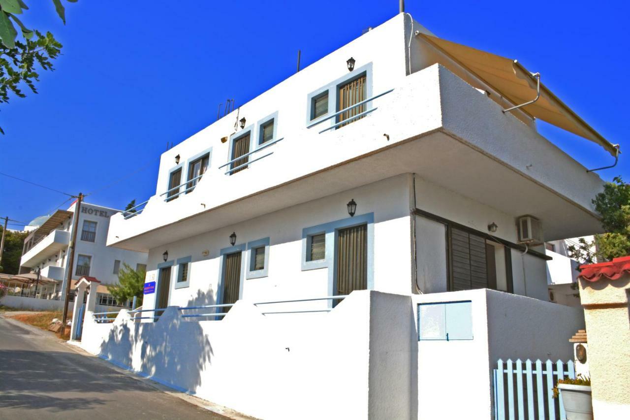 Golden Star Praxitelous Appartement Agia Marina  Buitenkant foto