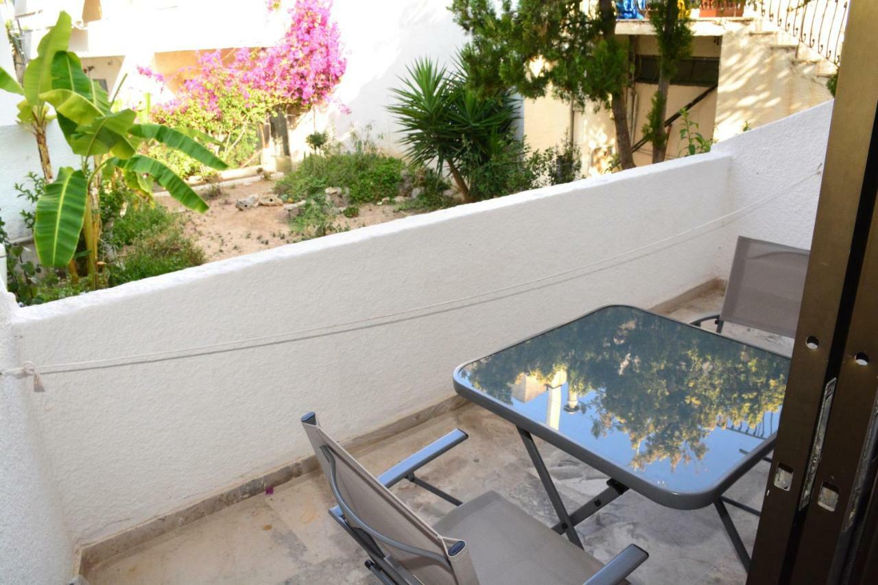 Golden Star Praxitelous Appartement Agia Marina  Buitenkant foto